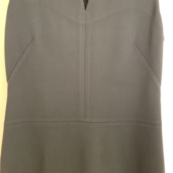 Ann Taylor, sleeveless, simple black dress, size 6P - Picture 3 of 10